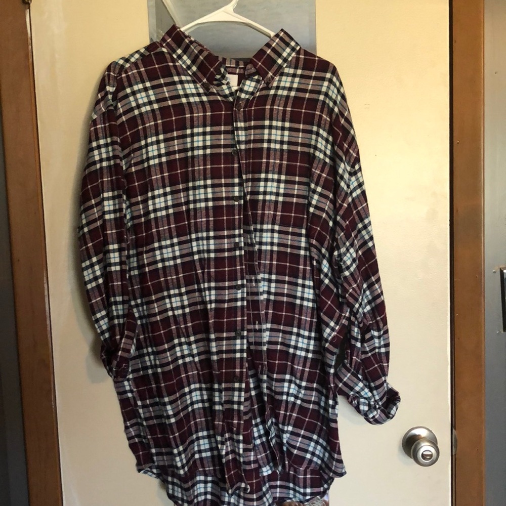 Flannel / Plaid shirt